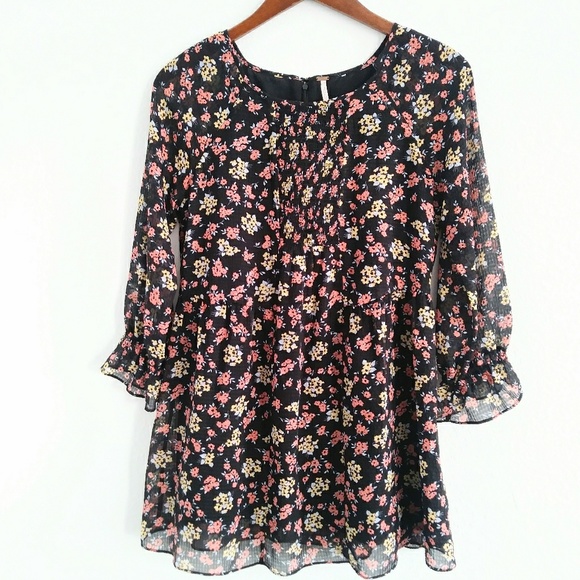 Free People Dresses & Skirts - Free people boho flowered dress
